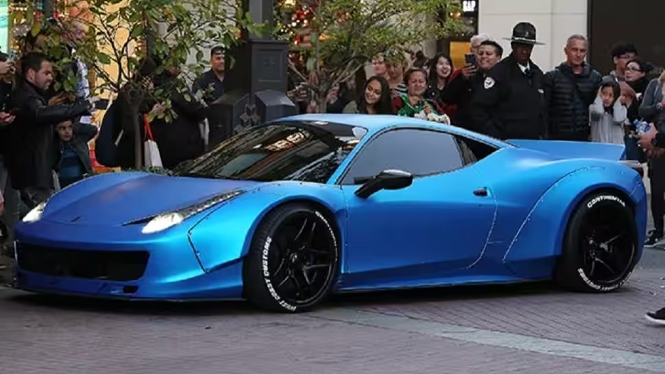 Justin Bieber car